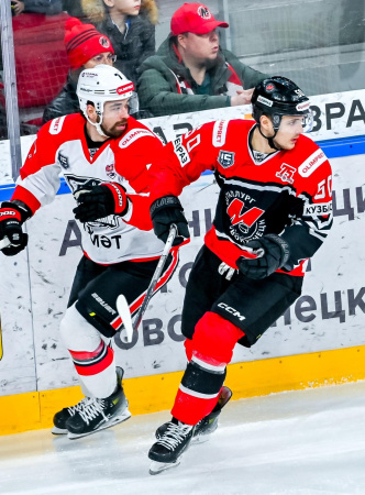 «Металлург» - «Нефтяник»